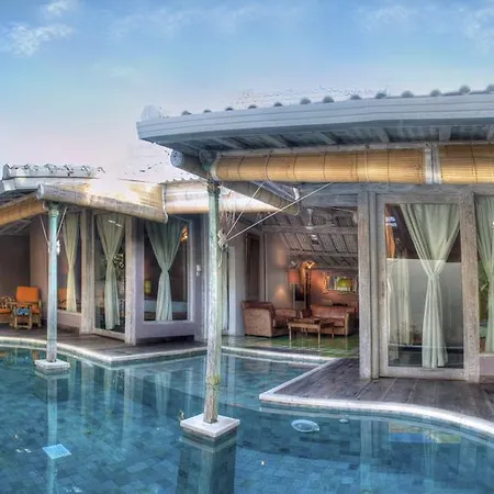 Villa West - Charming 2 Bdr Villa In Oberoi - Perfect Location! Seminyak  Room photo